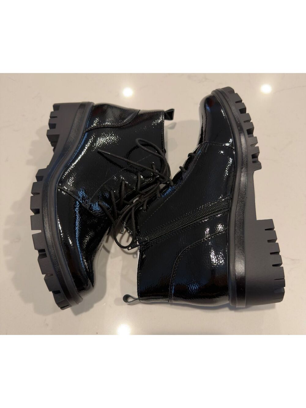 White Mountain Black Patent Tappy Lug Sole Combat Boots Women Size 9.5